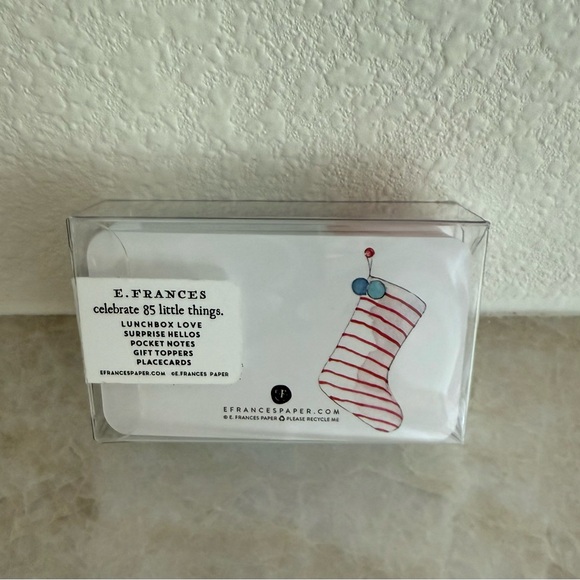 E. Frances Santa Little Notes Place Cards with Bonus Gold Foil Dots Tent Cards - Picture 4 of 6